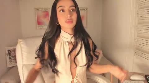 Snapshot of maddy_bronw chatting on May 2026 11:12:03 PM Maddy online show from May 2026 11:12:03 PM