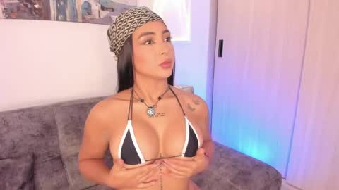 Snapshot of maddy_brooks chatting on April 2026 09:56:02 PM Maddy online show from April 2026 09:56:02 PM