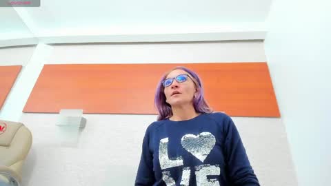 Snapshot of maddy_cartter chatting on April 2026 10:41:02 AM maddy cartter online show from April 2026 10:41:02 AM