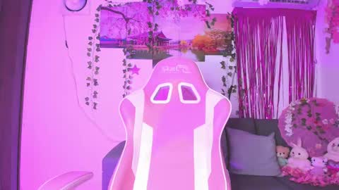 Maddy3 online show from January 2025 05:22:01 AM