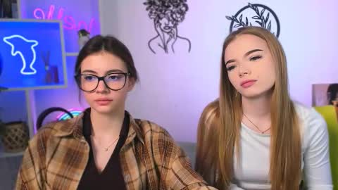 Snapshot of maddy_moah chatting on March 2026 05:57:01 AM maddy moah online show from March 2026 05:57:01 AM