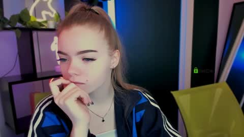 Snapshot of maddy_moah chatting on March 2026 06:28:02 AM maddy moah online show from March 2026 06:28:02 AM