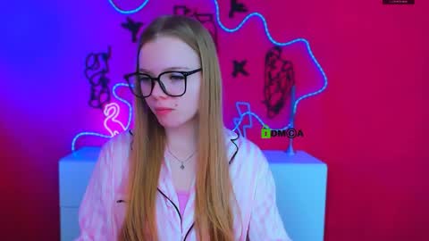 Snapshot of maddy_moah chatting on April 2026 05:27:01 AM maddy moah online show from April 2026 05:27:01 AM