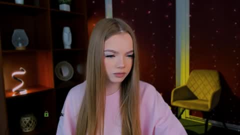 Snapshot of maddy_moah chatting on April 2026 04:45:01 AM maddy moah online show from April 2026 04:45:01 AM