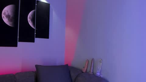 Snapshot of maddy_walker chatting on February 2025 07:27:02 PM Maddy online show from February 2025 07:27:02 PM