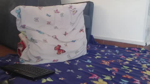 Julia online show from April 2026 02:12:02 AM