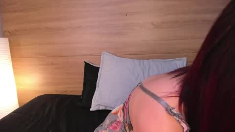 Snapshot of madelaine_blosson chatting on June 2026 02:33:01 PM Madelaine online show from June 2026 02:33:01 PM