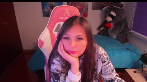 Snapshot of madeleine_shinobi chatting on February 2025 04:44:02 AM Emily Only Fans online show from February 2025 04:44:02 AM