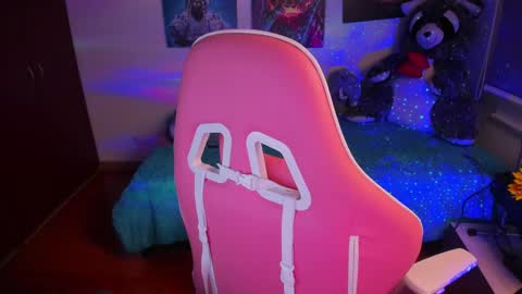 Snapshot of madeleine_shinobi chatting on February 2025 11:56:02 PM Emily Only Fans online show from February 2025 11:56:02 PM