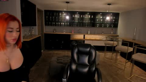 Madeline online show from September 2025 10:19:01 AM