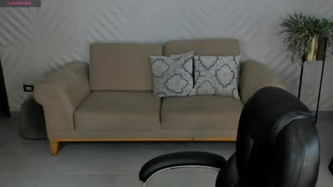 Madeline online show from March 2026 09:16:01 AM