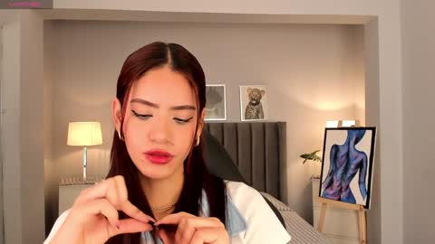 Madie  online show from December 2024 12:01:02 PM