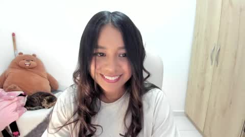 Snapshot of madison_montes chatting on May 2026 09:42:02 PM madison montes online show from May 2026 09:42:02 PM