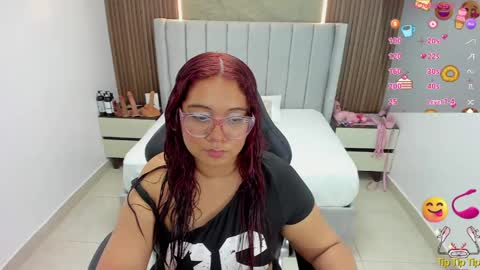 Snapshot of madison_rowan chatting on May 2026 03:26:02 AM MADI online show from May 2026 03:26:02 AM