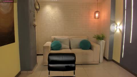 Madison Kane online show from October 2025 11:33:02 AM