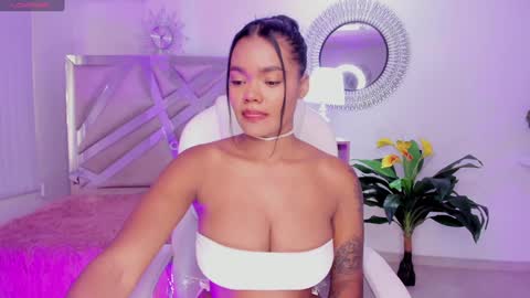 Madisson Davon online show from December 2024 02:00:02 PM