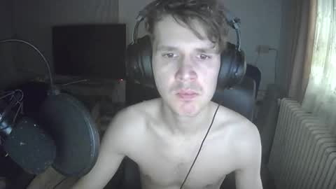 madnessss1215 online show from February 2026 08:01:02 AM