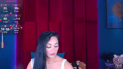Snapshot of madyluxx chatting on May 2026 06:45:01 PM MadyLuxx online show from May 2026 06:45:01 PM