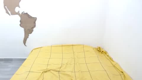 MadysonAndSteven online show from November 2025 01:16:02 AM