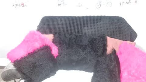 Mady online show from October 2025 06:21:02 AM