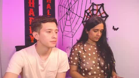 mae and nathan online show from November 2025 07:09:01 AM