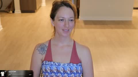 Snapshot of maevivant chatting on March 2026 09:40:02 PM Mae online show from March 2026 09:40:02 PM