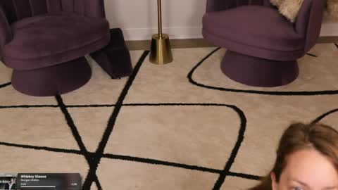 Snapshot of maevivant chatting on April 2026 01:36:02 AM Mae online show from April 2026 01:36:02 AM