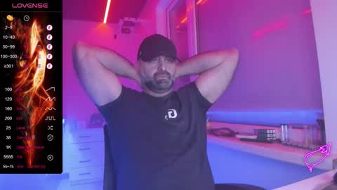 Snapshot of magabear chatting on February 2026 02:30:01 AM Magabear online show from February 2026 02:30:01 AM