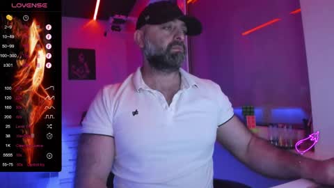 Snapshot of magabear chatting on March 2026 10:58:01 PM Magabear online show from March 2026 10:58:01 PM