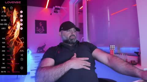 Snapshot of magabear chatting on May 2026 03:22:01 AM Magabear online show from May 2026 03:22:01 AM