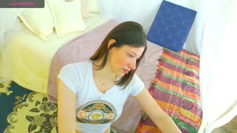Snapshot of magali_11 chatting on October 2025 08:09:01 PM magali online show from October 2025 08:09:01 PM