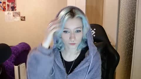 Sophia online show from November 2025 03:43:02 PM