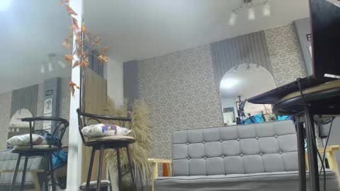 maggie_fit online show from November 2025 09:09:01 PM