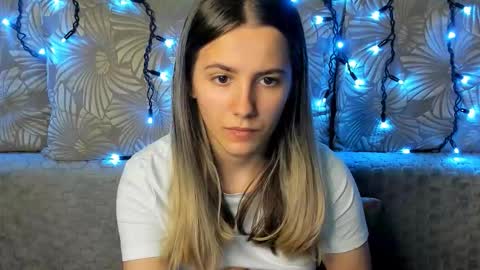 Maggie online show from October 2025 01:24:02 AM