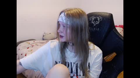 Magdalene Swaggy online show from December 2024 07:43:01 PM