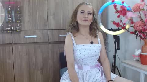 Maghenta-MS mature online show from October 2025 03:24:01 PM