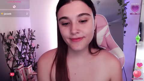 Luna  online show from January 2026 04:32:01 PM