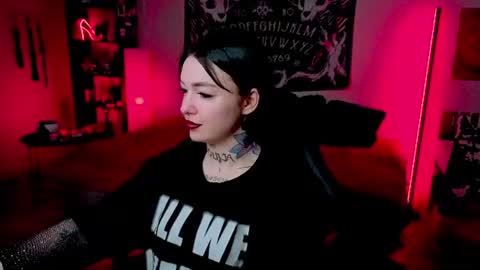 Snapshot of magic_alie chatting on June 2026 08:46:01 PM Magic Allie online show from June 2026 08:46:01 PM