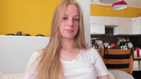Snapshot of magic_couple13 chatting on July 2026 12:40:02 PM Alice online show from July 2026 12:40:02 PM
