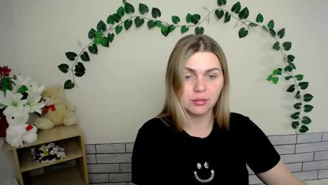 magic_katarina_ online show from December 2024 07:19:02 PM