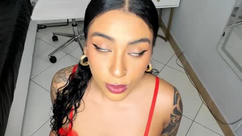 Snapshot of magic_marg chatting on January 2025 08:48:01 PM Marge online show from January 2025 08:48:01 PM