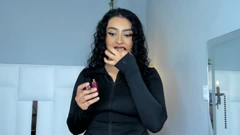 Snapshot of magic_marg chatting on January 2025 08:58:01 PM Marge online show from January 2025 08:58:01 PM