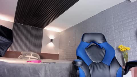 Snapshot of magic_marg chatting on October 2025 09:55:01 PM Marge online show from October 2025 09:55:01 PM