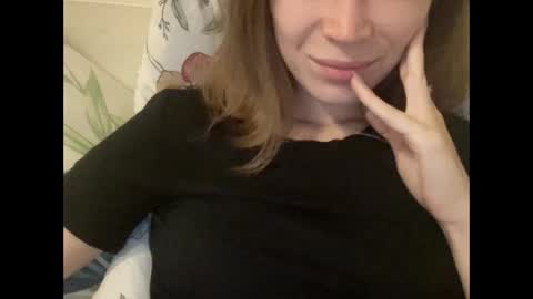 magicgirl50053 online show from November 2025 06:19:02 PM