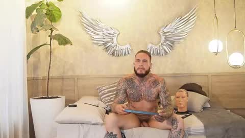 MAGNUS DAHL online show from February 2025 03:24:02 PM