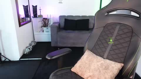 If you want me to use the Lovense please let me know  --    online show from February 2026 05:08:01 PM