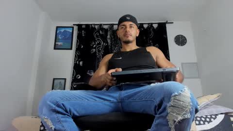Snapshot of magnusclark chatting on October 2025 09:15:01 AM Magnusclark online show from October 2025 09:15:01 AM