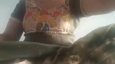 Mahi online show from May 2026 12:10:02 PM