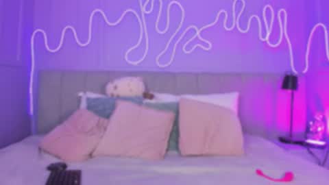 Mai online show from October 2025 08:36:02 PM