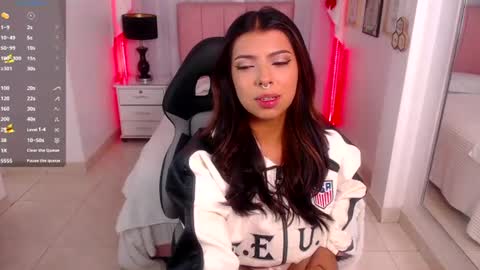 Maia Reficco online show from July 2026 12:44:01 PM
